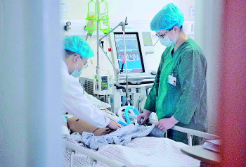 收入证明_日本医生收入(2)