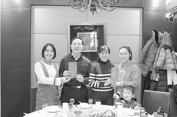 长大后我就成了你济南这一家三代人70年出了13位教师